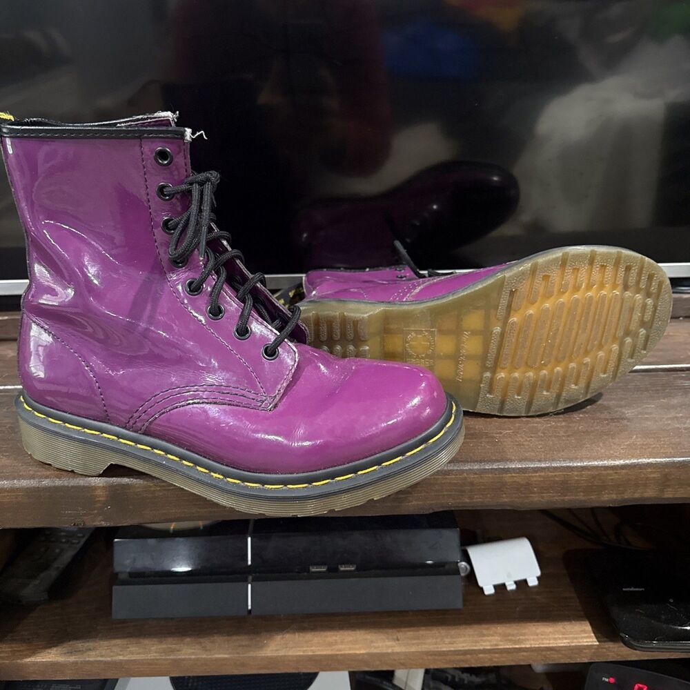 Doc Marten Vintage Purple Boots Size 9 Air Wair Women’s Original 1460